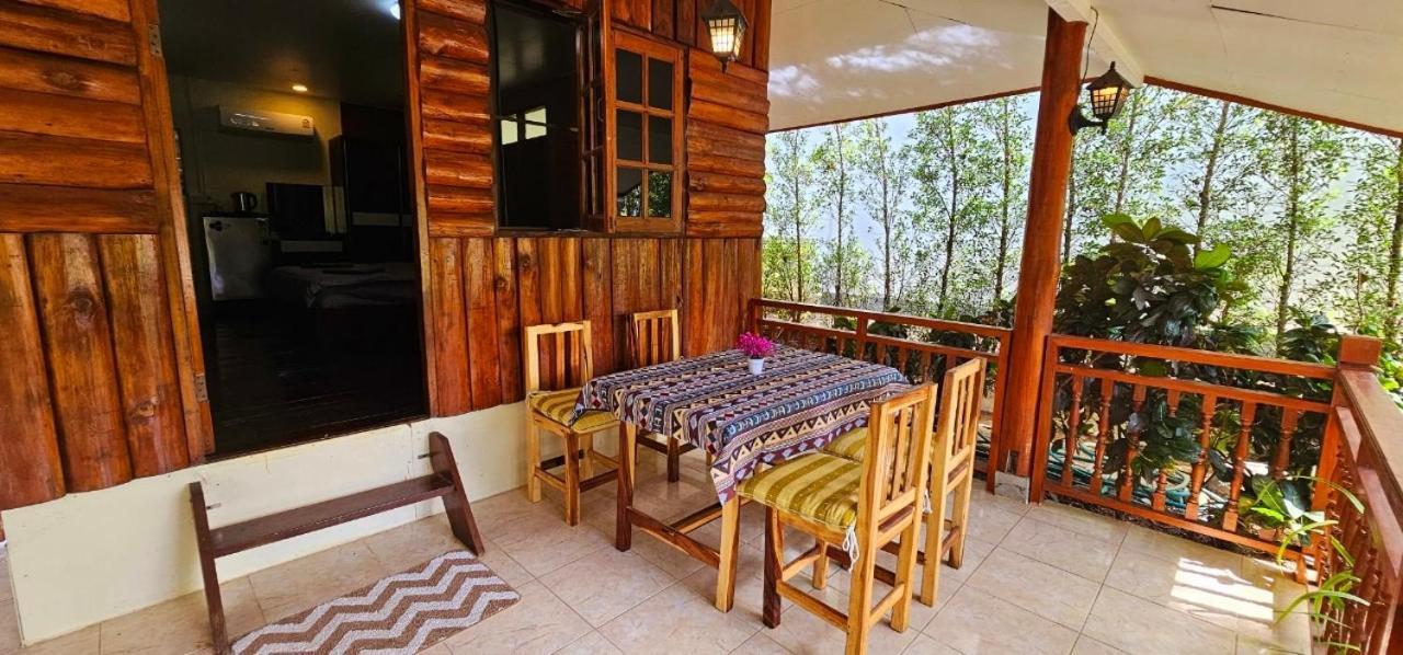 Homdoiintr Farmstay ฮ่อมดอยอินทร์ ฟาร์มสเตย์ Ban Huai Kaeo Екстер'єр фото